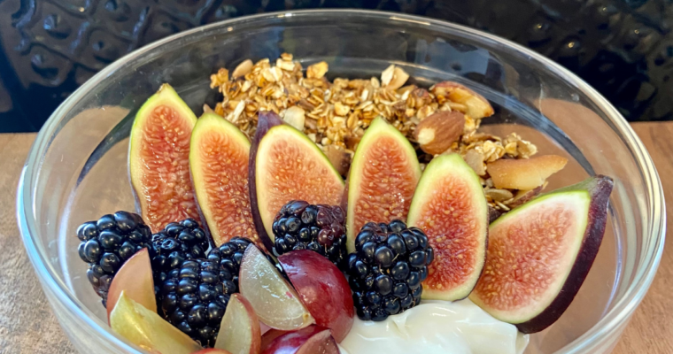 COCONUT YOGURT PARFAIT