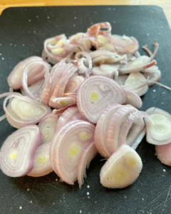 shallots for vegan fra diavolo recipe