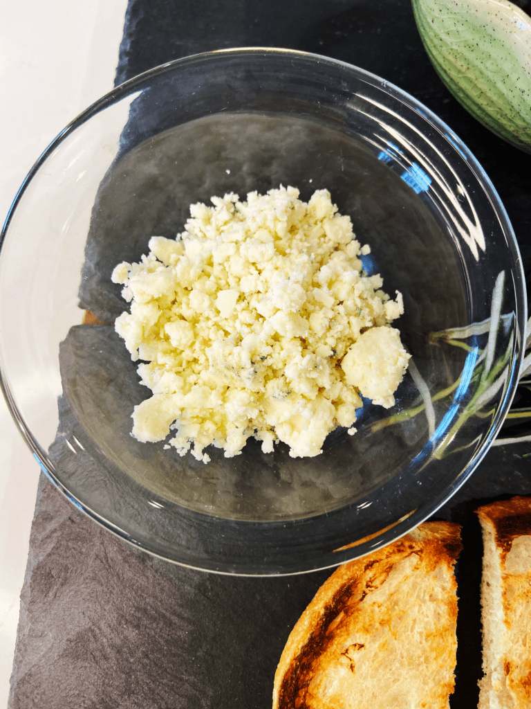 vegan blue cheese crumbles