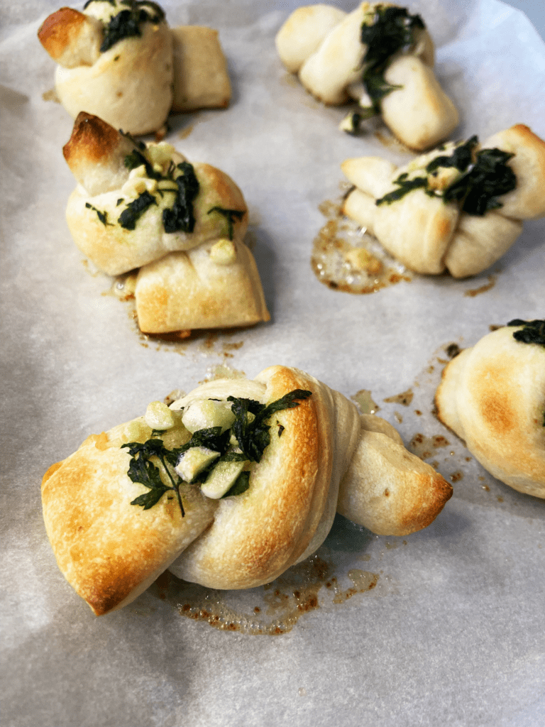 baked Pillsbury garlic knots