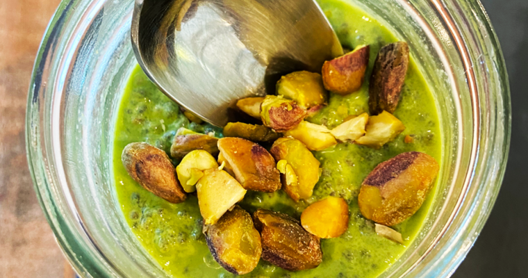 how to make chia pudding with oat milk : pistachio almond