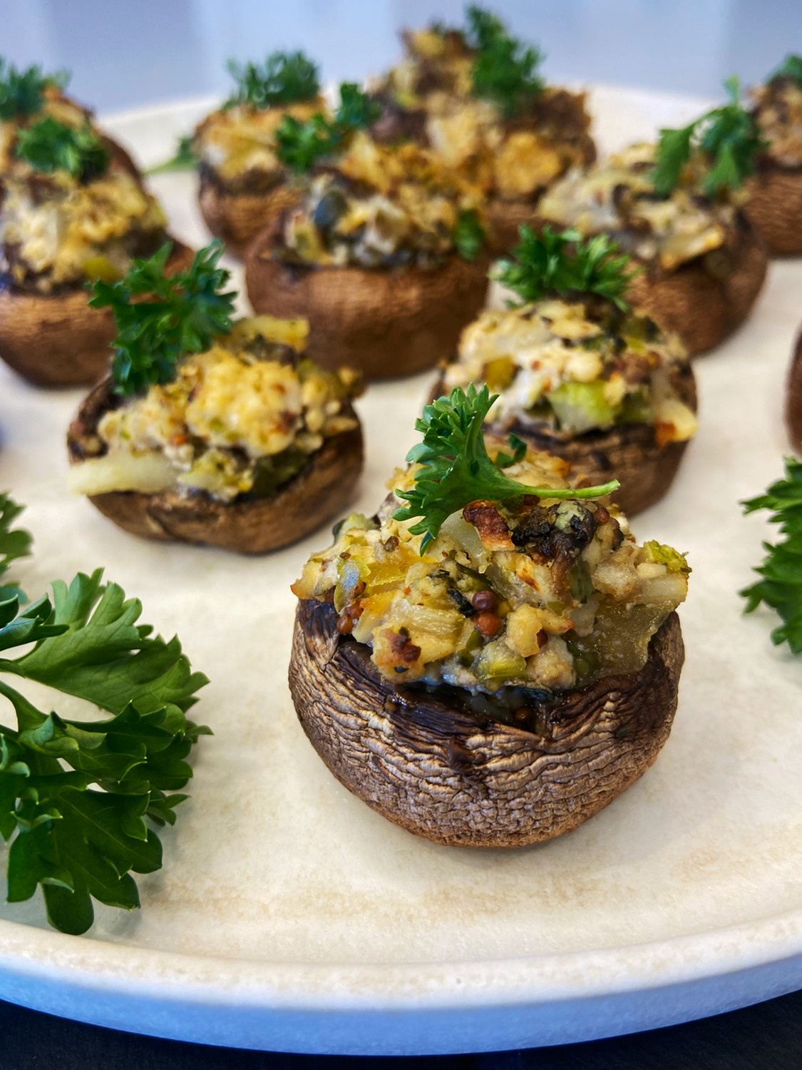 air fryer vegan crab stuffed mushrooms