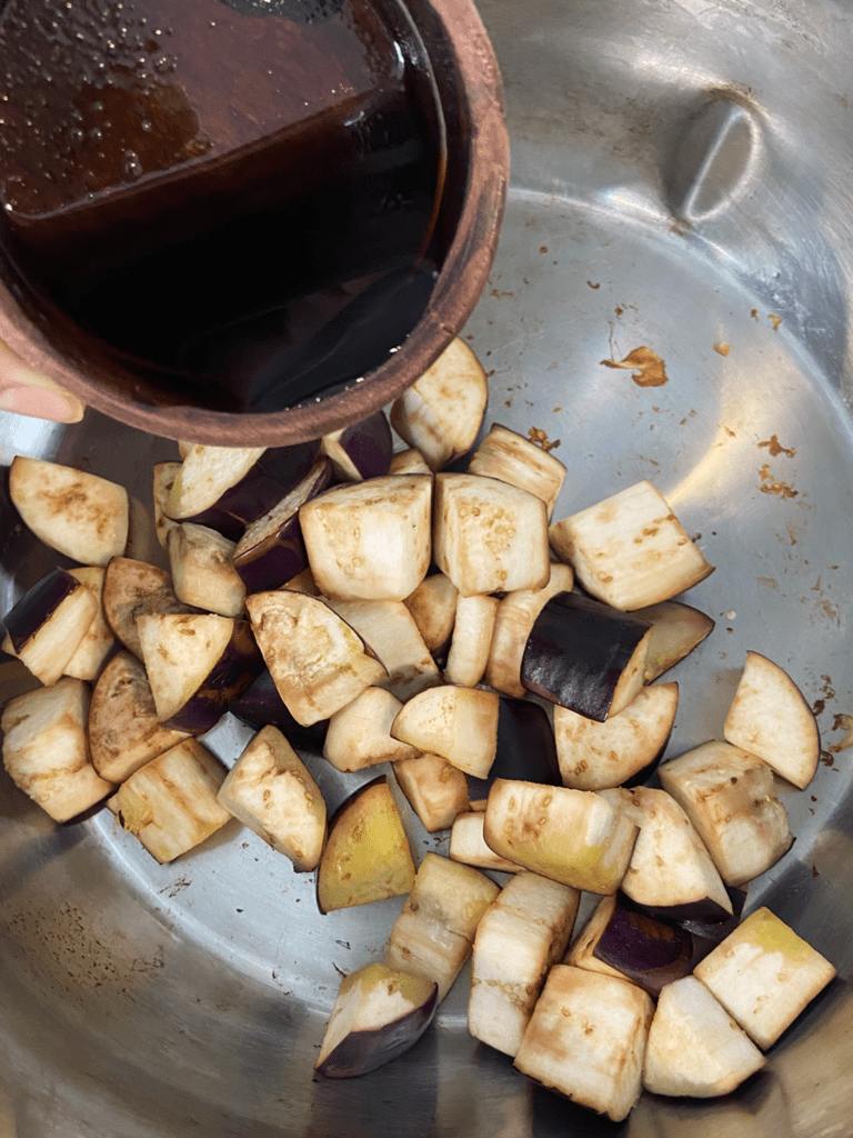 sautéing Japanese eggplant with liquid seasoning