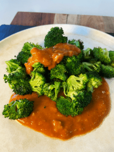 air fryer broccoli with Gochujang peanut sauce