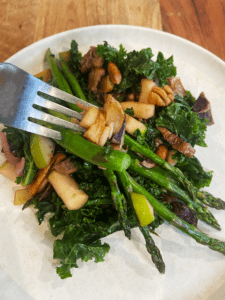 brunch kale and asparagus salad