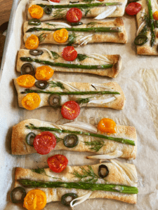 baked garden breadsticks