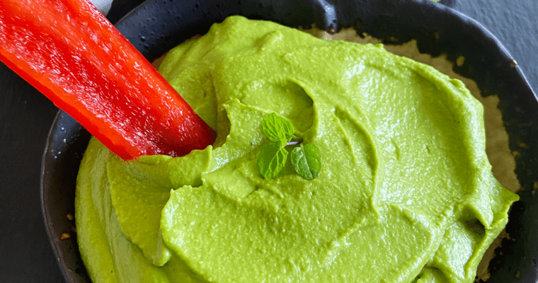 Herb and Garlic Dip with roasted garlic and white beans